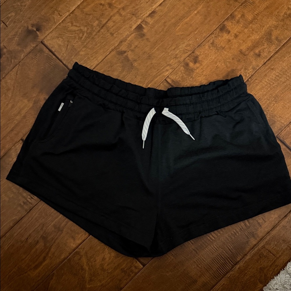 Vuori Black Women's Athletic Shorts